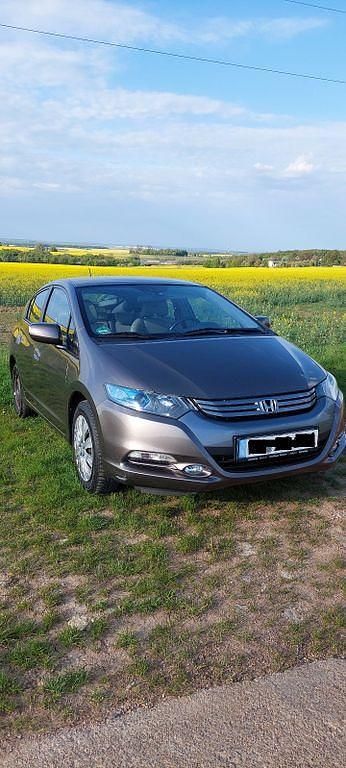 Beige Gebraucht 2010 Honda Insight Elegance Limousine | 5.200 € (Fairer Preis) - Bild 1/4