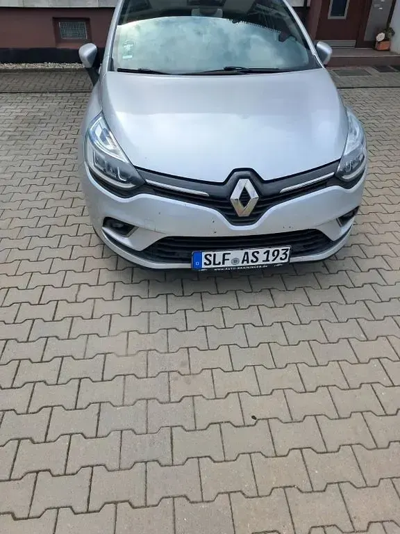 Gebraucht Renault Clio IV Life 75 PS (55 kW) 2018 Grau Limousine