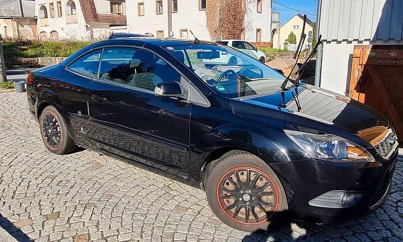 Second-hand Ford Focus Cabriolet 145 CP (106 kW) 2008 Negru Cabrio