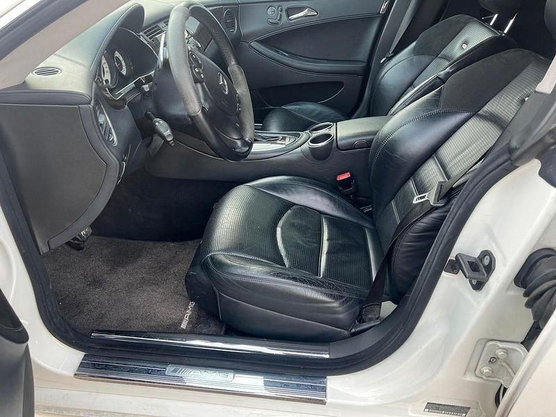 Gebraucht Mercedes CLS55 AMG AMG 476 PS (350 kW) 2005 Weiß Limousine