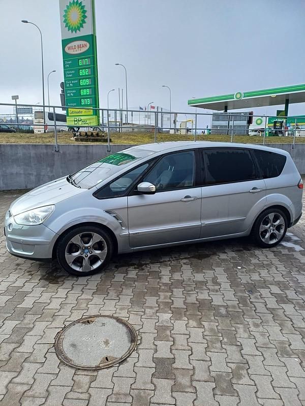 Gebraucht Ford S-MAX S 220 PS (161 kW) 2008 Silber Van / Kleinbus