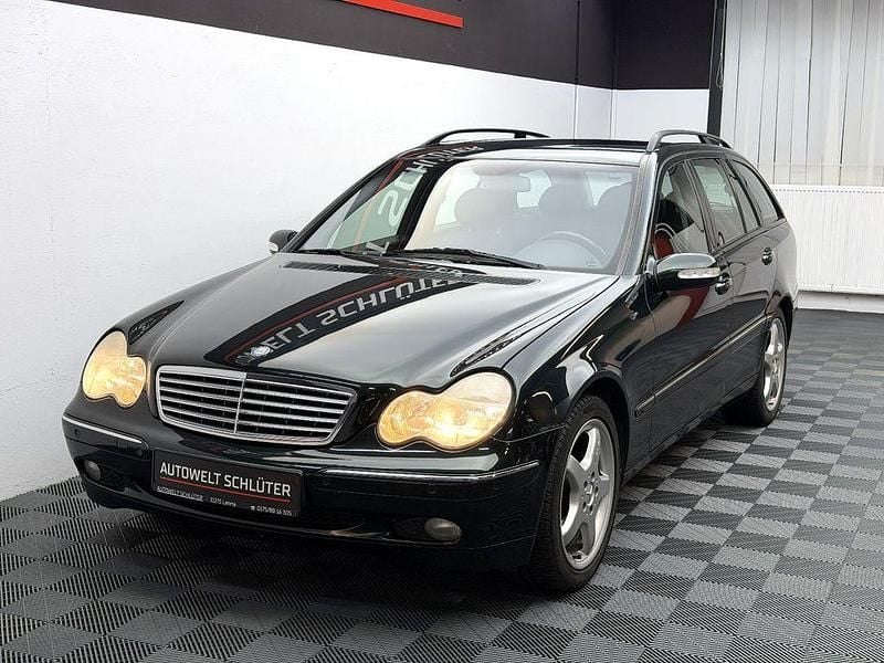 Gebraucht Mercedes C320 Elegance 218 PS (160 kW) 2002 Grün Kombi