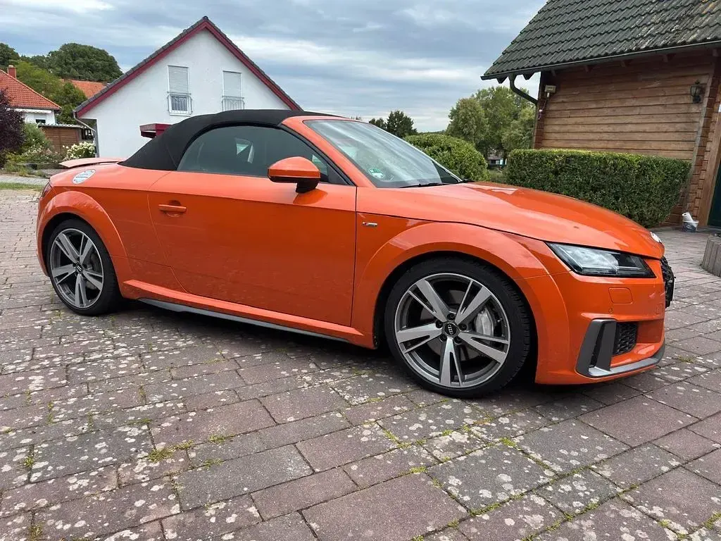 Gebraucht Audi TT Roadster Sport 245 PS (180 kW) 2019 Orange Cabrio