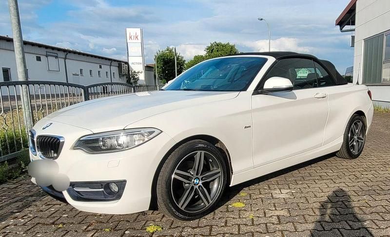 Weiß Gebraucht 2017 BMW 218 Sport Line Cabrio | 17.900 € (Etwas zu teuer) - Bild 1/4