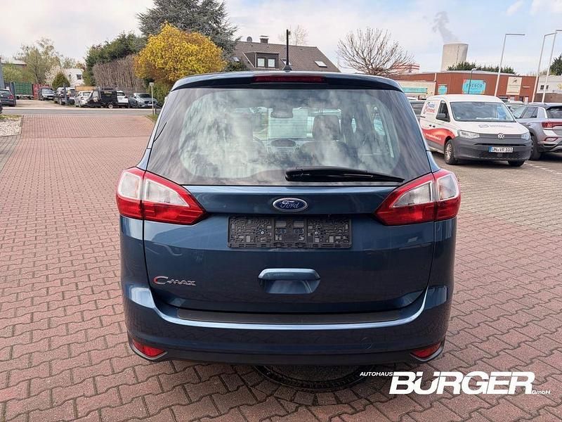 Second-hand Ford C-MAX 125 CP (91 kW) 2019 Albastru Monovolum