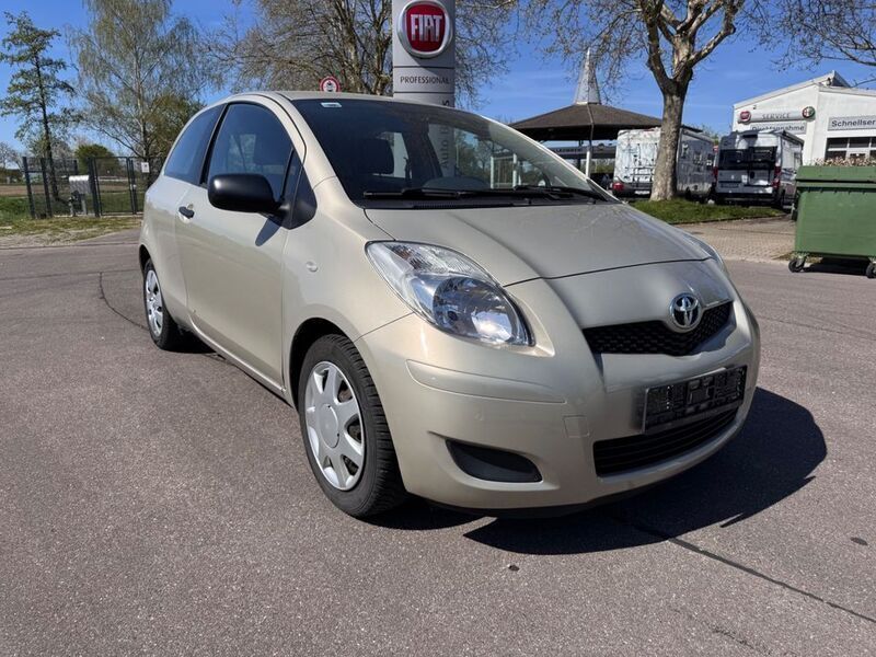 Gold Gebraucht 2009 Toyota Yaris Cool Kleinwagen | 3.200 € (Guter Preis) - Bild 1/4