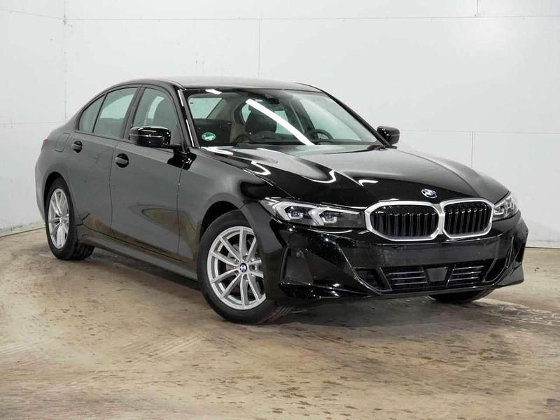Gebraucht BMW 320 Performance 190 PS (139 kW) 2023 Schwarz Limousine