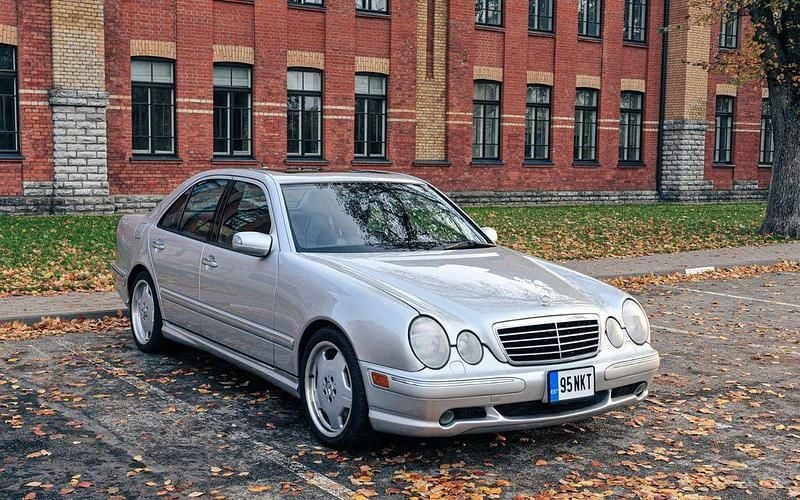Gebraucht Mercedes E55 AMG AMG 354 PS (260 kW) 2001 Silber Limousine