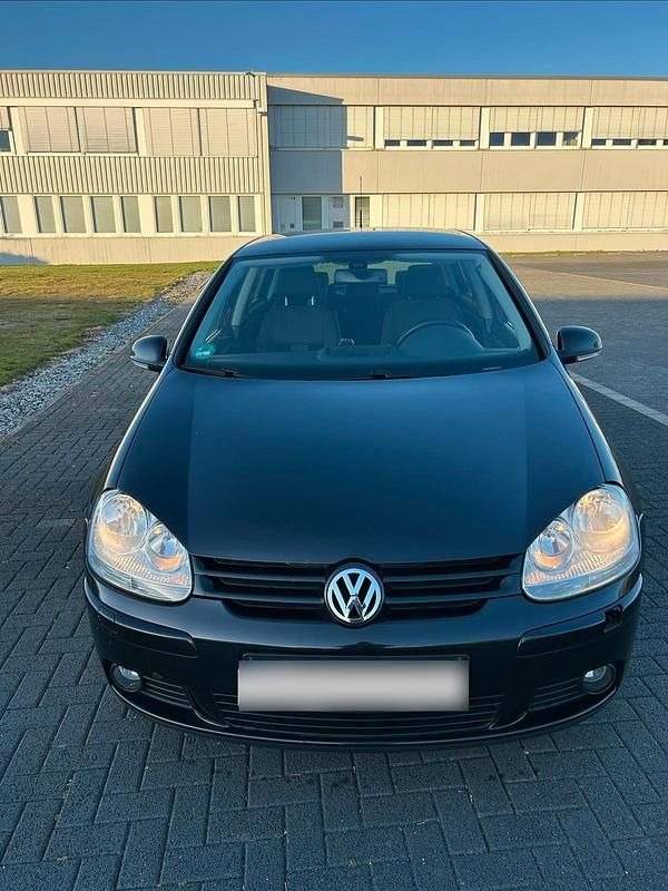 Gebraucht VW Golf V 80 PS (58 kW) 2008 Schwarz Kleinwagen