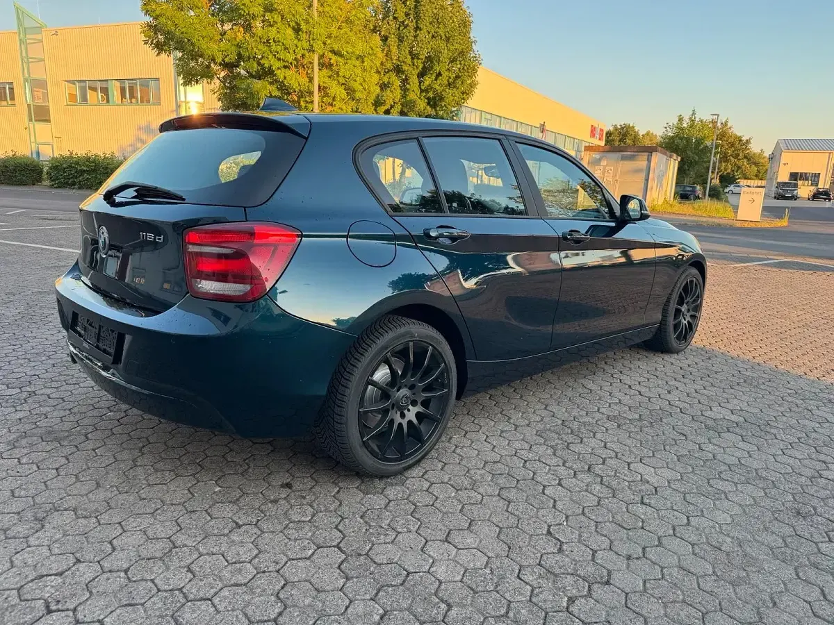 Gebraucht BMW 116 116 PS (85 kW) 2013 Blau Kleinwagen