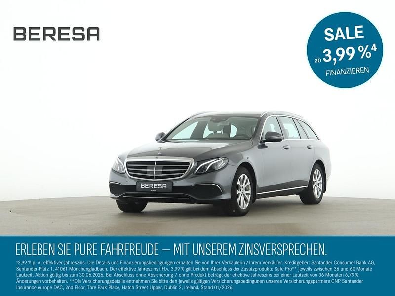 Grau Gebraucht 2019 Mercedes E200 Avantgarde Kombi | 29.180 € (Fairer Preis) - Bild 1/4