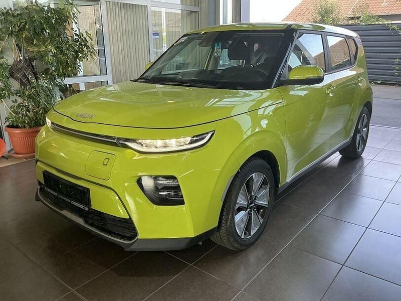 Grün Gebraucht 2021 Kia Soul EV Edition 7 SUV | 14.400 € (Fairer Preis) - Bild 1/4