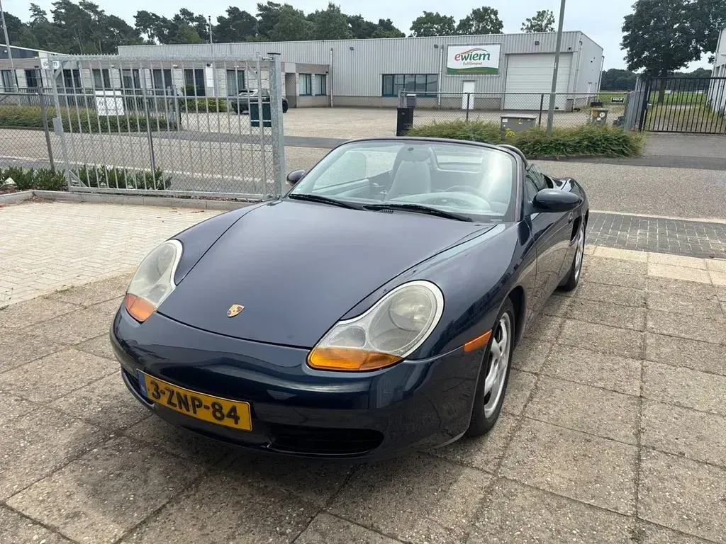Gebraucht Porsche Boxster 239 PS (175 kW) 1997 Blau Cabrio