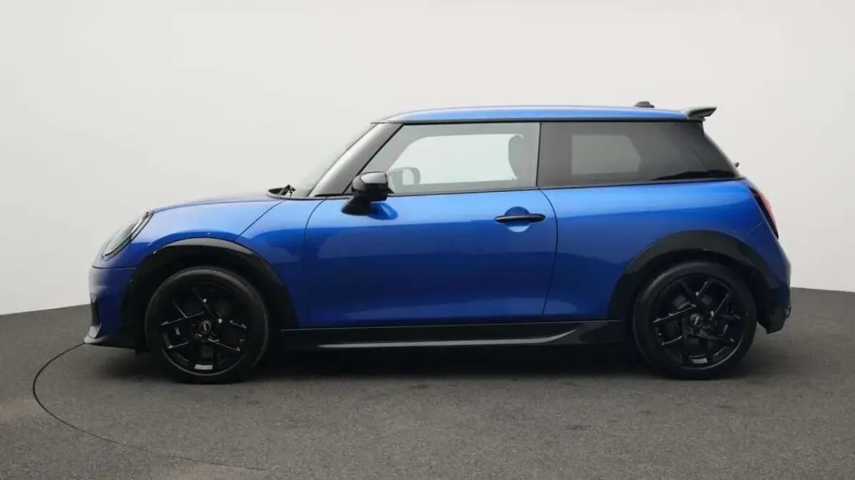Gebraucht Mini John Cooper Works 156 PS (114 kW) 2025 Blau Kleinwagen
