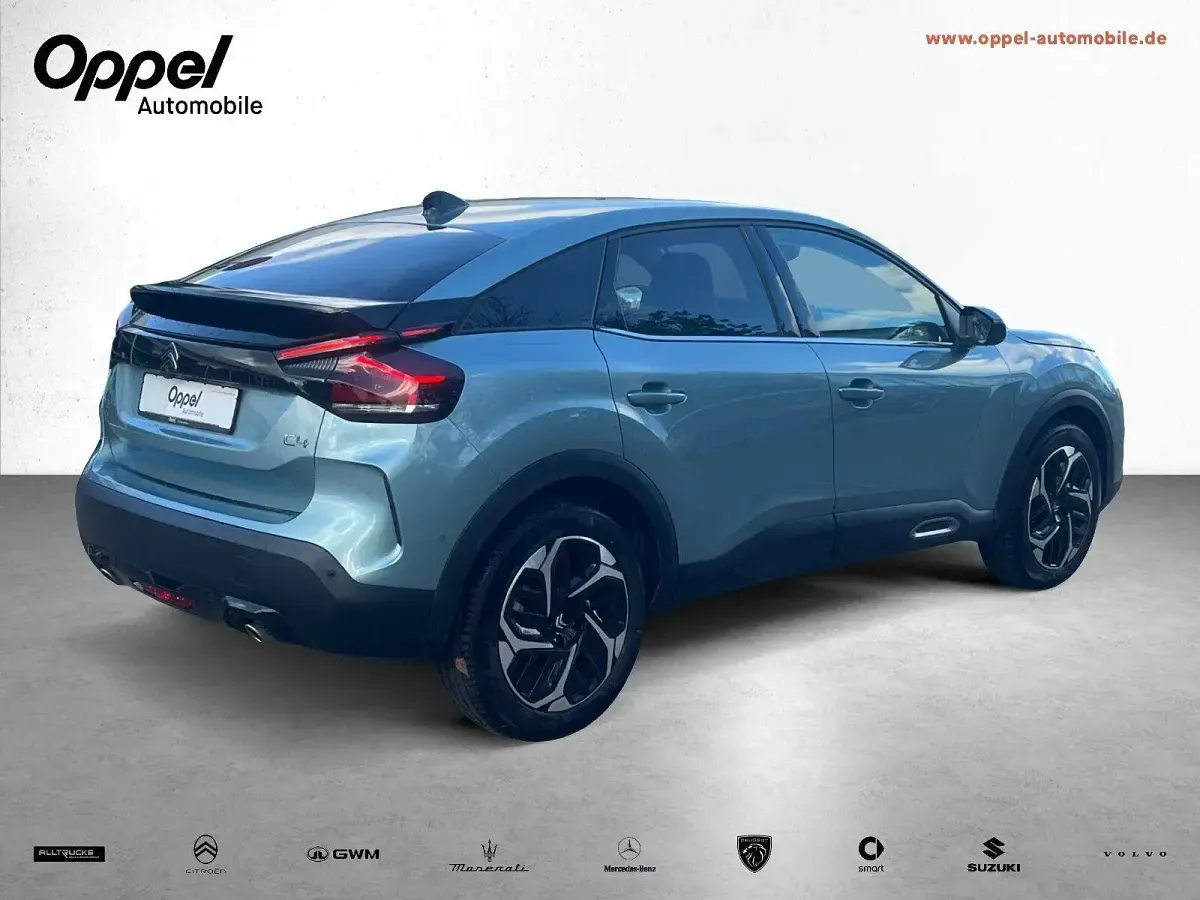 Używany Citroën C4 Shine 131 KM (96 kW) 2023 Niebieski SUV
