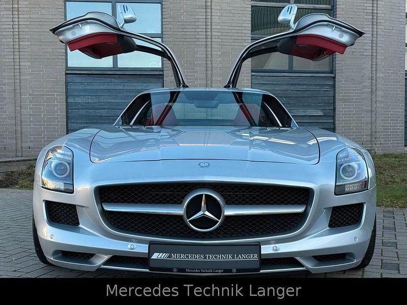 Silber Gebraucht 2011 Mercedes SLS AMG AMG Coupé | 189.499 € - Bild 1/4