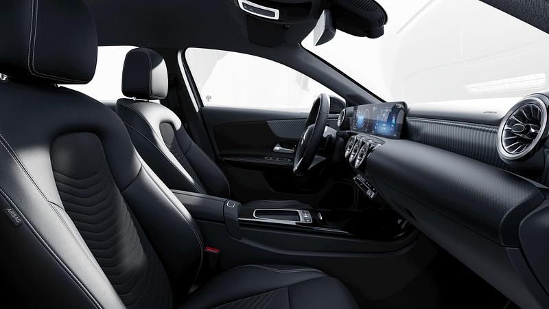 Nachtschwarz Neu 2025 Mercedes A220 Limousine | 52.741 € - Bild 1/1
