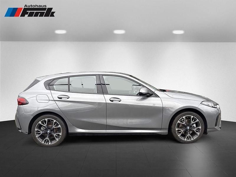 Gebraucht BMW 120 170 PS (125 kW) 2025 Skyscraper grau Kleinwagen