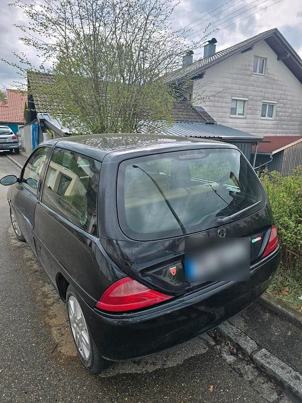 Gebraucht Lancia Ypsilon 60 PS (44 kW) 2002 Schwarz Kleinwagen