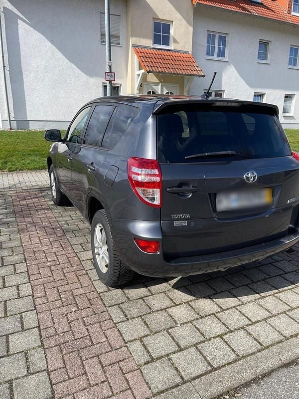 Gebraucht Toyota RAV4 160 PS (117 kW) 2011 Grau SUV