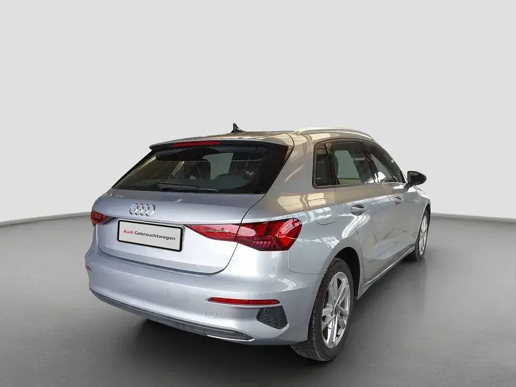 Gebraucht Audi A3 204 PS (150 kW) 2024 Silber Limousine