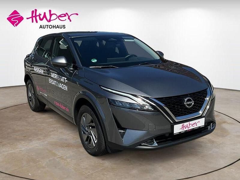 Grau Gebraucht 2023 Nissan Qashqai Acenta SUV | 20.590 € (Fairer Preis) - Bild 1/4