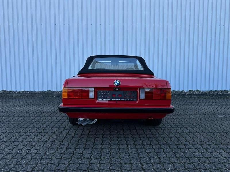 Gebraucht BMW 320 Shadowline 129 PS (94 kW) 1990 Brillantrot (308) Cabrio