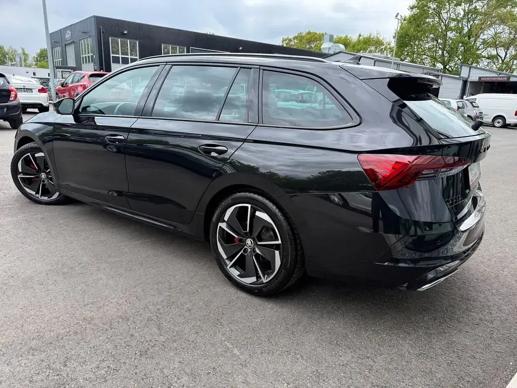 Gebraucht Skoda Octavia RS 200 PS (147 kW) 2022 Schwarz Kombi