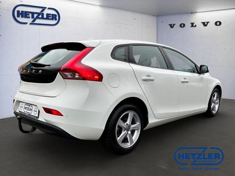 Gebraucht Volvo V40 You! 114 PS (83 kW) 2013 Weiß Kombi