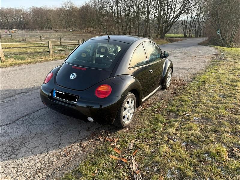 Gebraucht VW New Beetle Highline 116 PS (85 kW) 1999 Schwarz Kleinwagen