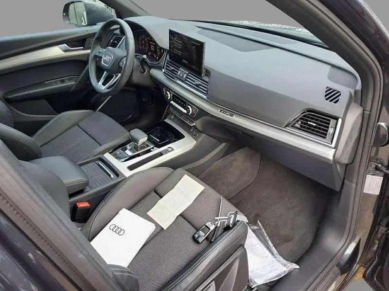 Gebraucht Audi Q5 Ambiente 150 PS (110 kW) 2023 Grau SUV