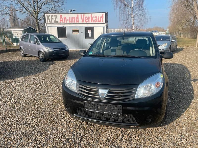 Blau Gebraucht 2010 Dacia Sandero Kleinwagen | 2.850 € - Bild 1/4