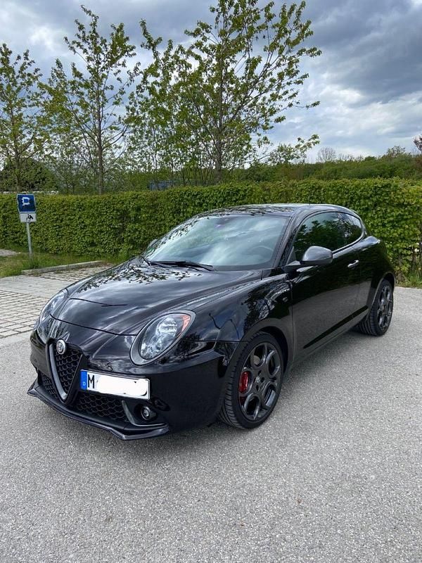 Gebraucht Alfa Romeo MiTo 170 PS (125 kW) 2018 Schwarz Kleinwagen