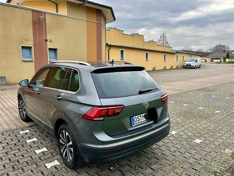 Gebraucht VW Tiguan IQ Drive 150 PS (110 kW) 2019 Grau SUV