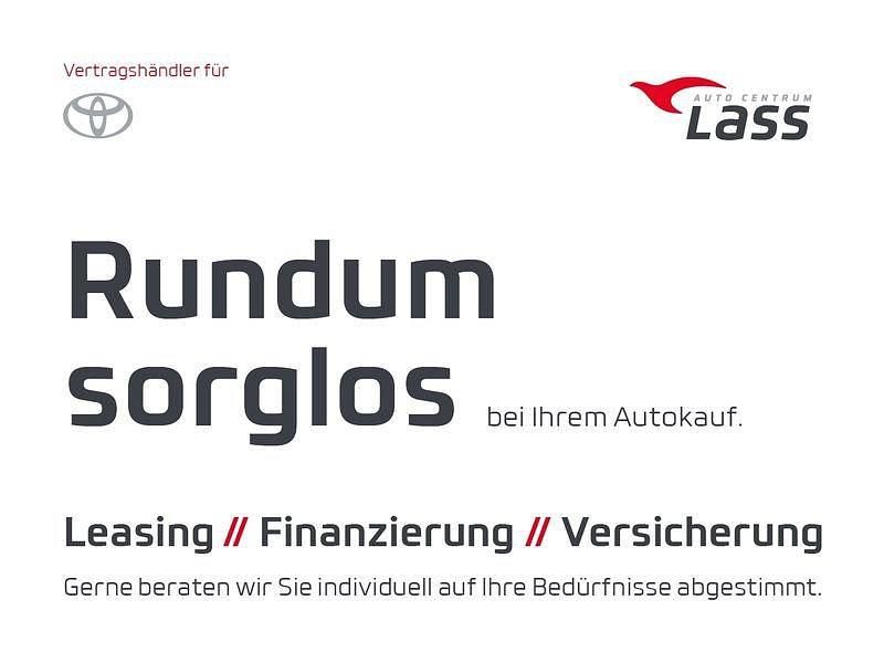 Silber Gebraucht 2023 Kia Ceed Sportswagon Plus Kombi | 19.980 € (Superpreis) - Bild 1/2