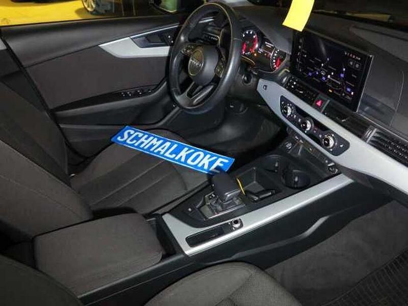 Gebraucht Audi A4 Business 150 PS (110 kW) 2022 Mythos black (metallic) Kombi