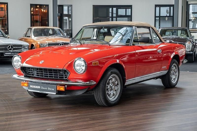 Gebraucht Fiat 124 Spider 103 PS (75 kW) 1983 Rot Cabrio