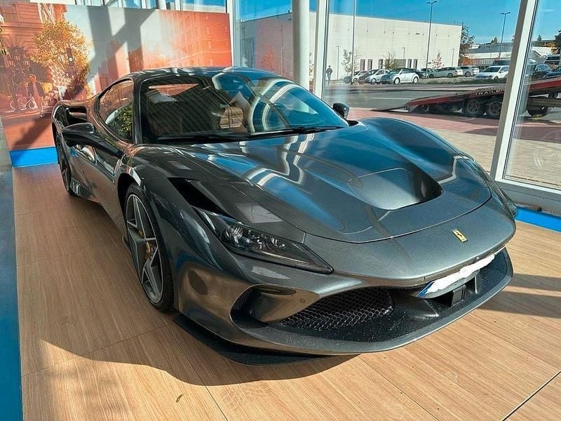 Silber Gebraucht 2022 Ferrari F8 | 309.900 € (Guter Preis) - Bild 1/4