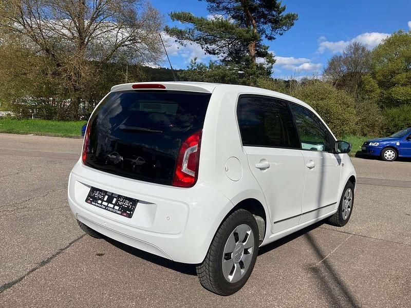 Second-hand VW up! 75 CP (55 kW) 2012 Alb Hatchback