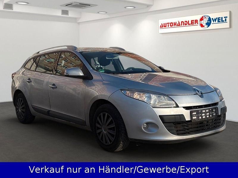 Gebraucht Renault Mégane III 140 PS (102 kW) 2010 Silber Kombi