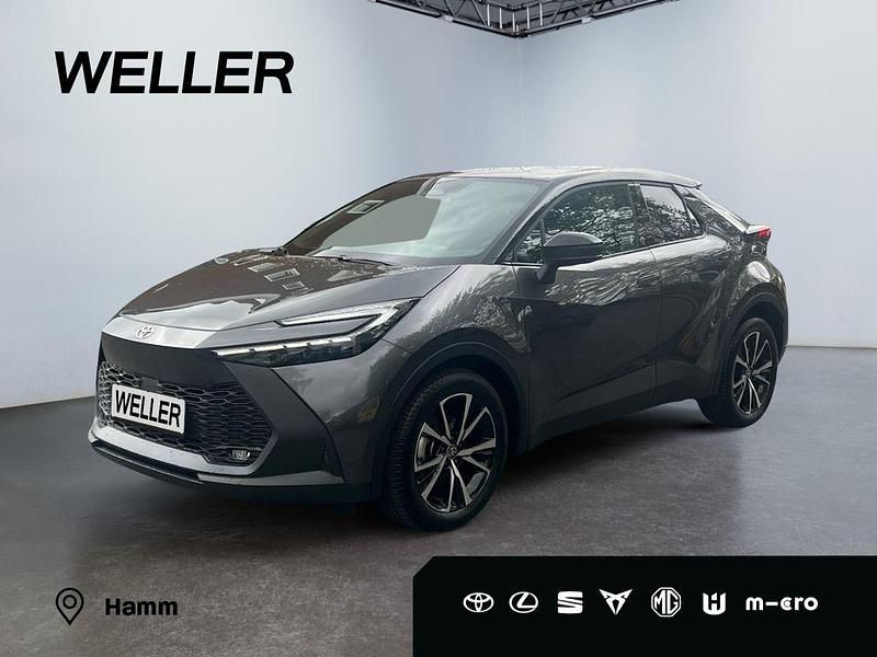Grau Neu 2025 Toyota C-HR SUV | 33.880 € (Etwas zu teuer) - Bild 1/3