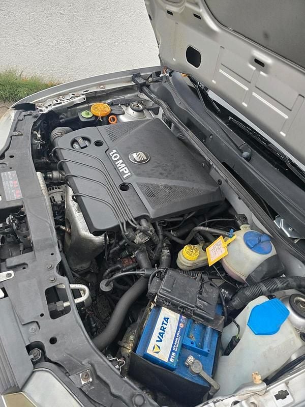 Silber Gebraucht 2004 Seat Arosa Kleinwagen | 450 € (Superpreis) - Bild 1/4