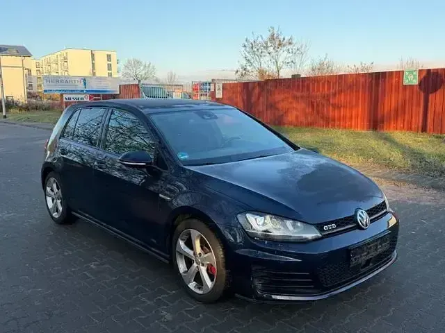 Gebraucht VW Golf VII Sound 184 PS (135 kW) 2015 Blau Limousine