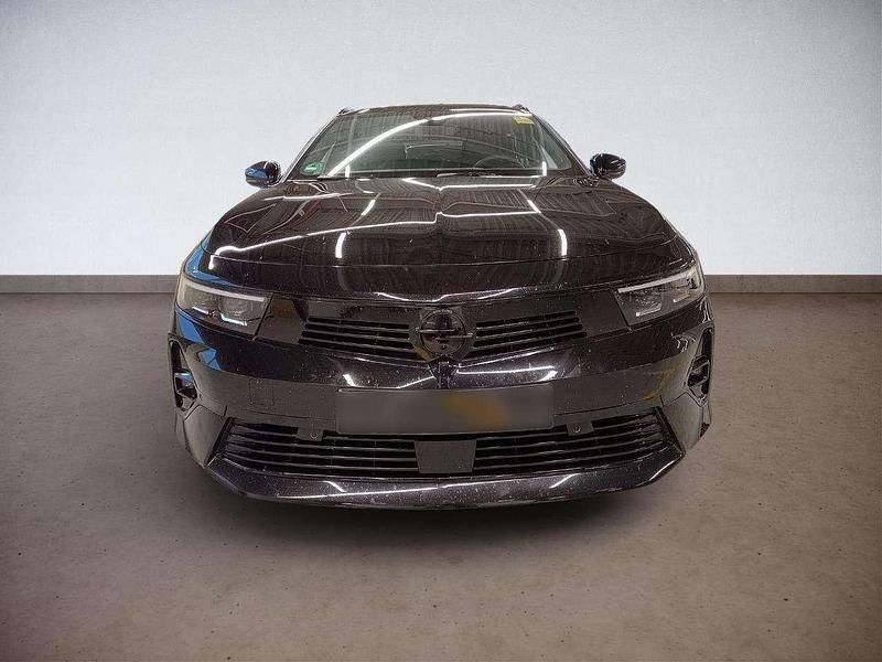 Gebraucht Opel Astra Ultimate 131 PS (96 kW) 2024 Lackierung schwarz perla nera/typ aussen (metallic) Kombi