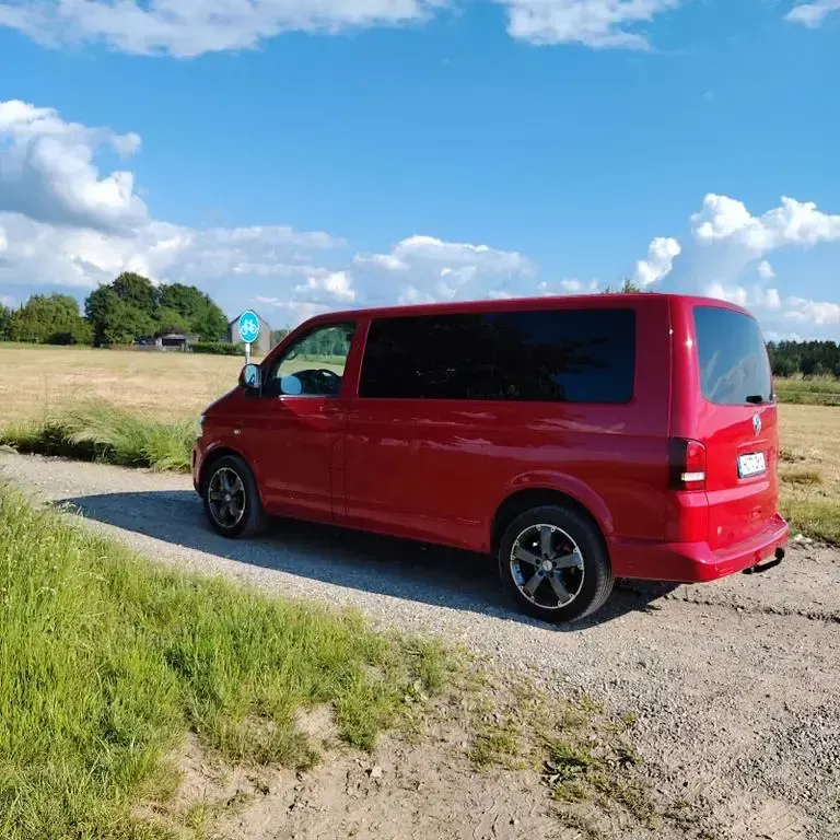 Gebraucht VW Multivan 179 PS (131 kW) 2010 Rot Van / Kleinbus