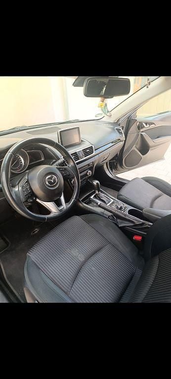 Gebraucht Mazda 3 Center-Line 120 PS (88 kW) 2015 Grau Limousine