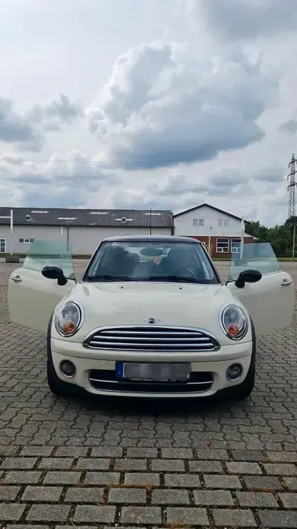 Gebraucht Mini Cooper D 109 PS (80 kW) 2008 Weiß Kleinwagen