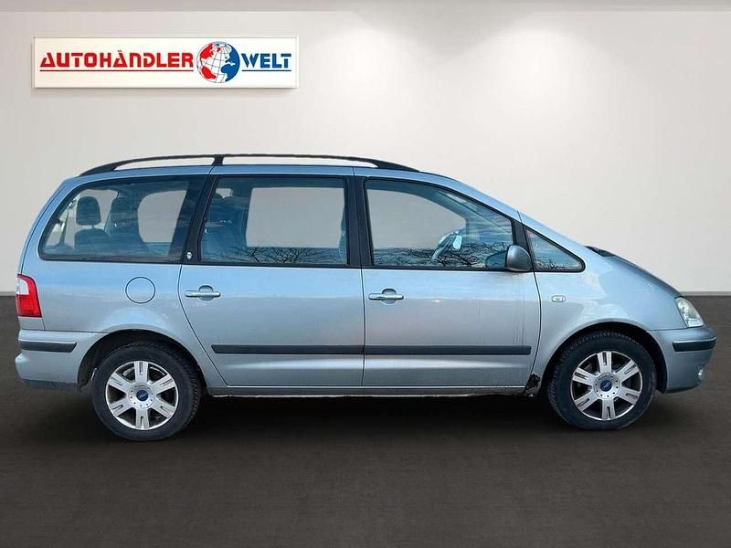 Gebraucht Ford Galaxy Ghia 140 PS (102 kW) 2004 Silber Van / Kleinbus