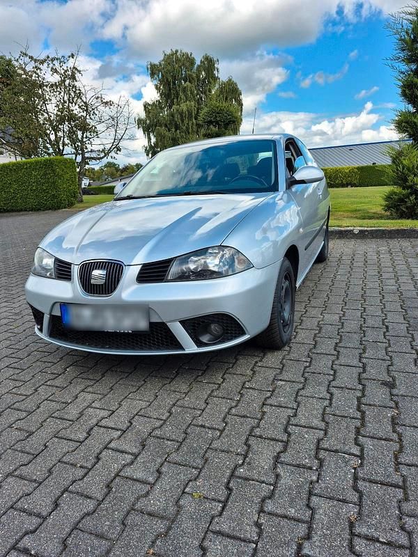 Silber Gebraucht 2007 Seat Ibiza Kleinwagen | 1.500 € (Fairer Preis) - Bild 1/4