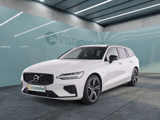 Weiß Gebraucht 2021 Volvo V60 R-Design Kombi | 32.540 € (Guter Preis) - Bild 1/2